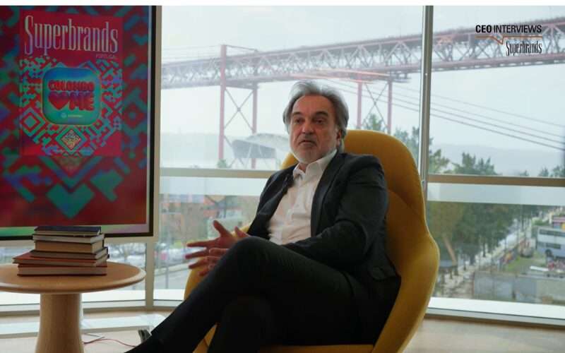 Vídeo com Entrevista