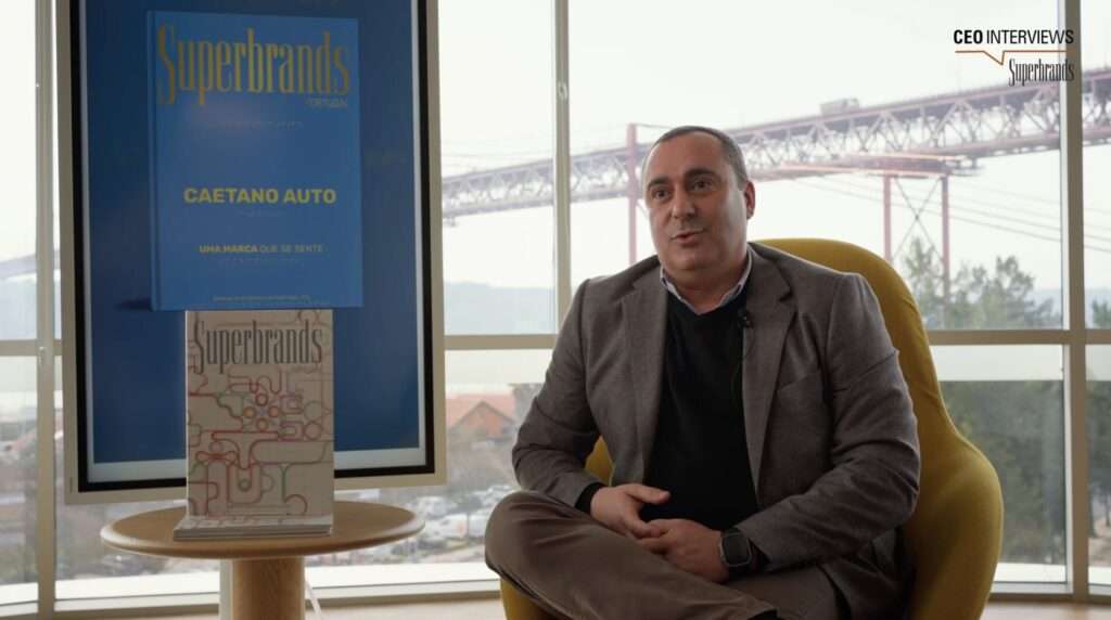 Vídeo com Entrevista