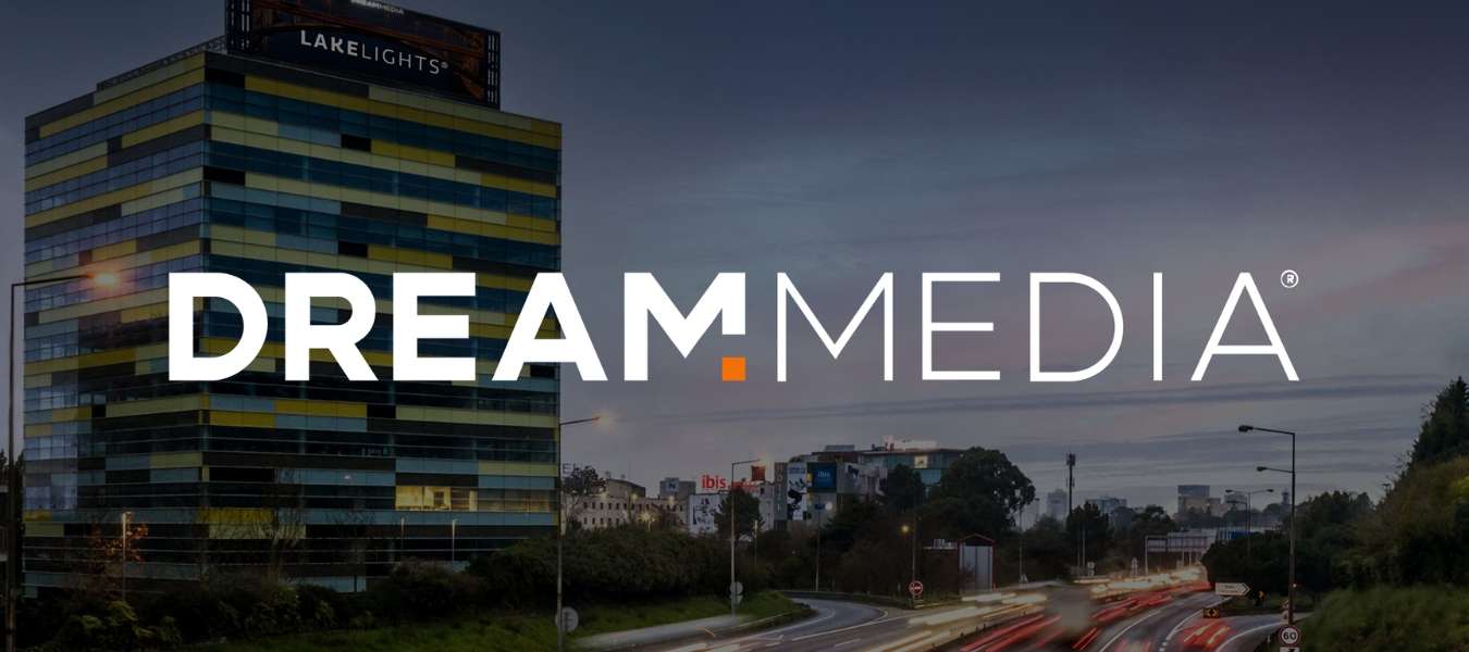 Mafra Moderniza Rede de Mobiliário Urbano em Operação Recorde da DREAMMEDIA